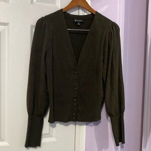 Ribbed olive v-neck puff sleeve cartigan